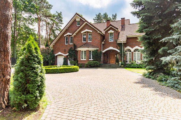 Best Professional Driveway Pavers  in Apple Valley, CA